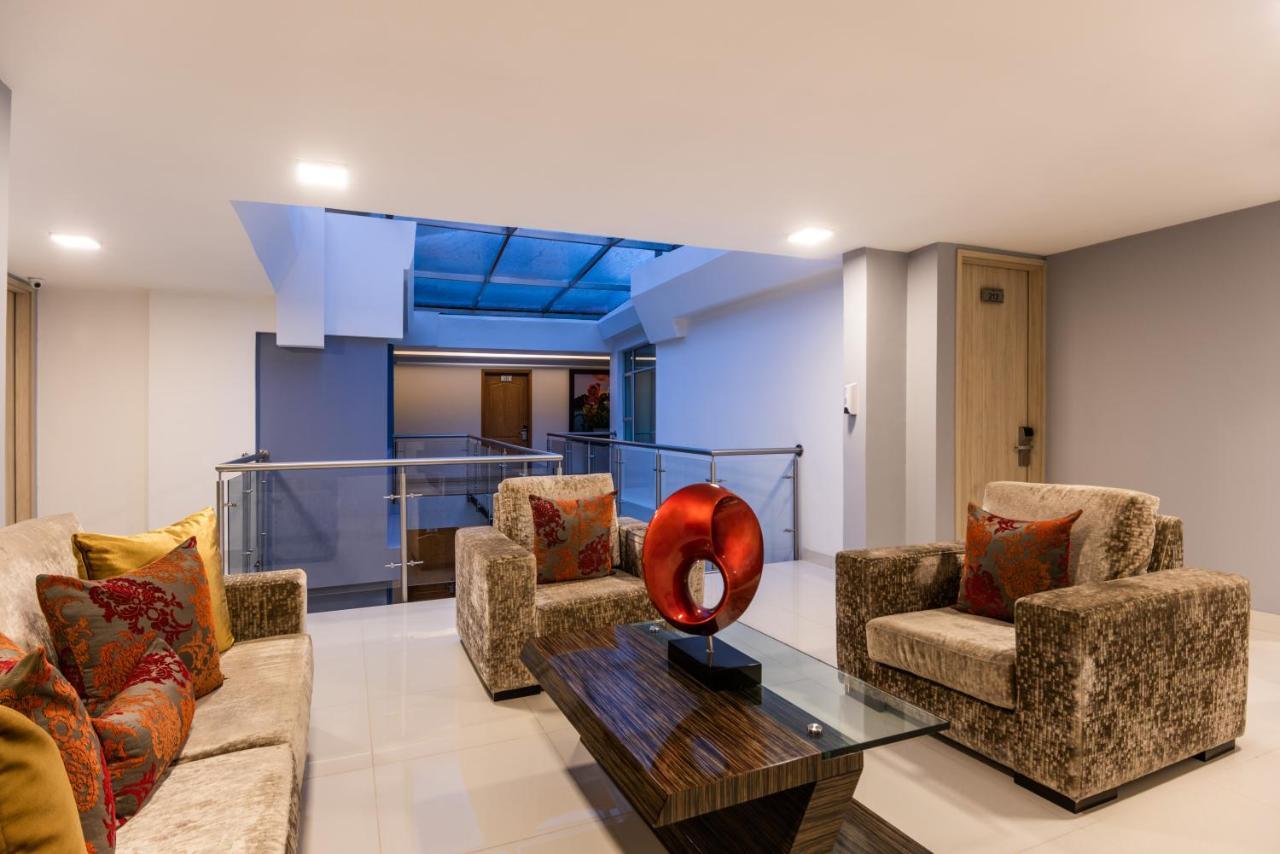 Hotel Asturias ميديلين المظهر الخارجي الصورة