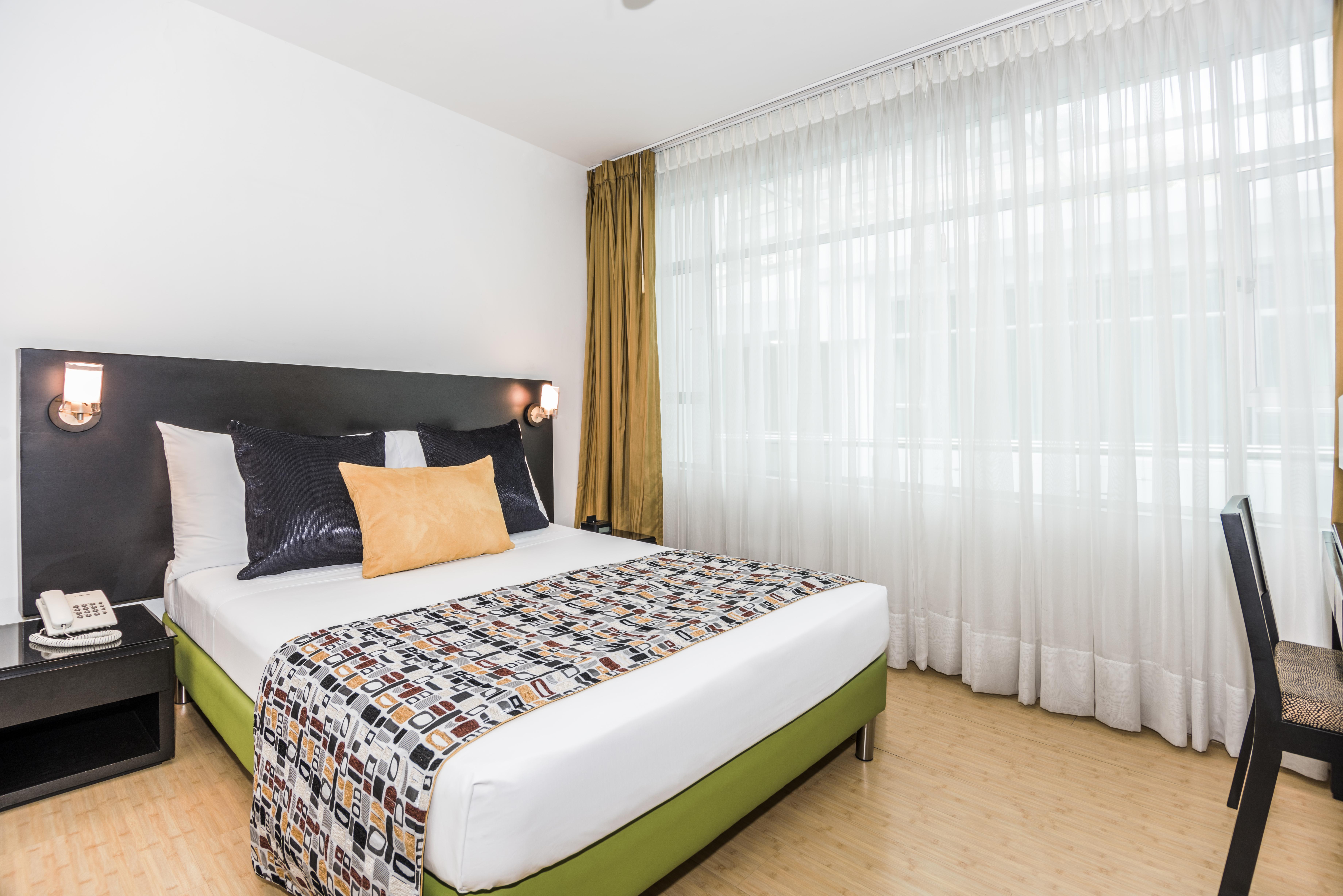 Hotel Asturias ميديلين المظهر الخارجي الصورة