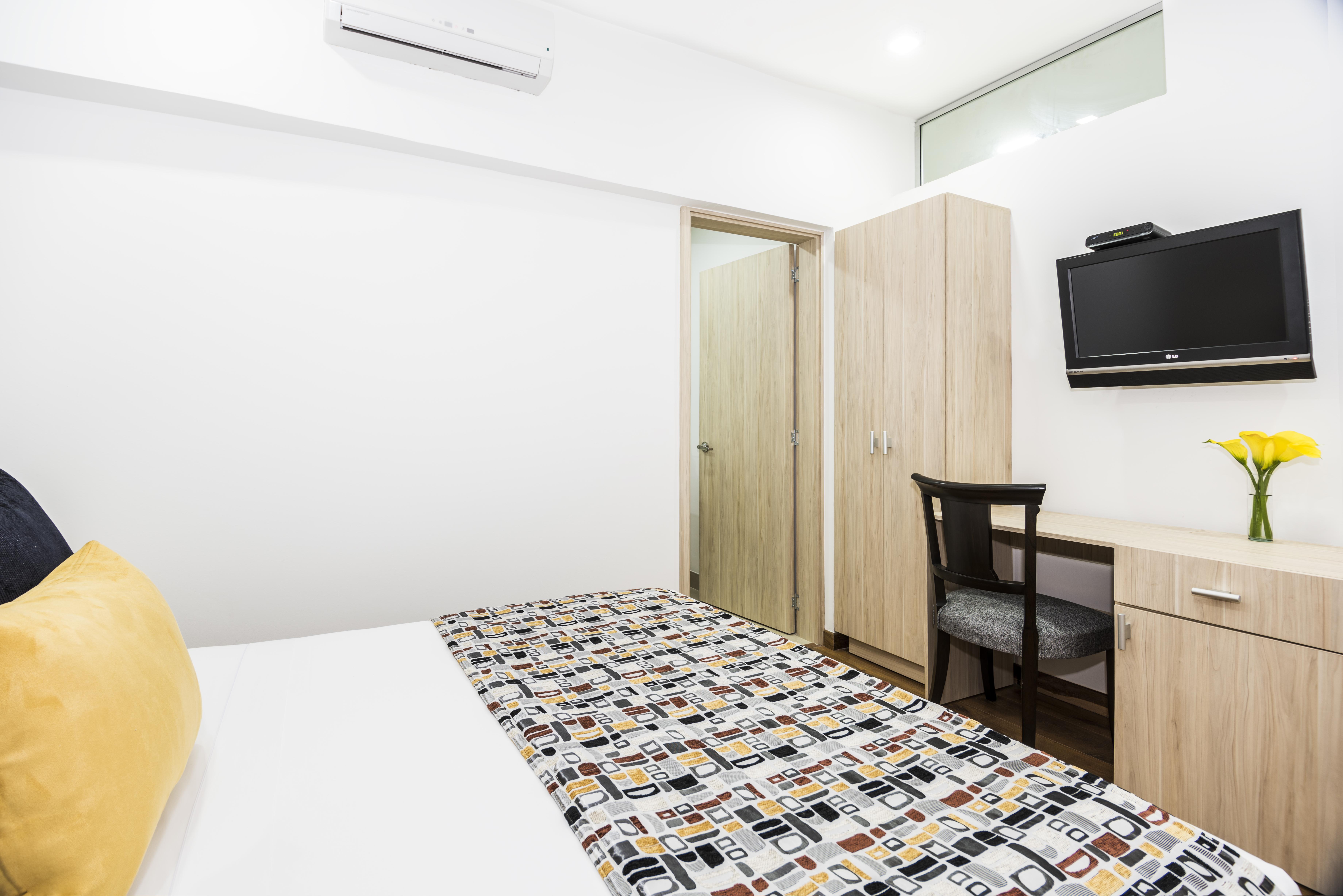Hotel Asturias ميديلين المظهر الخارجي الصورة