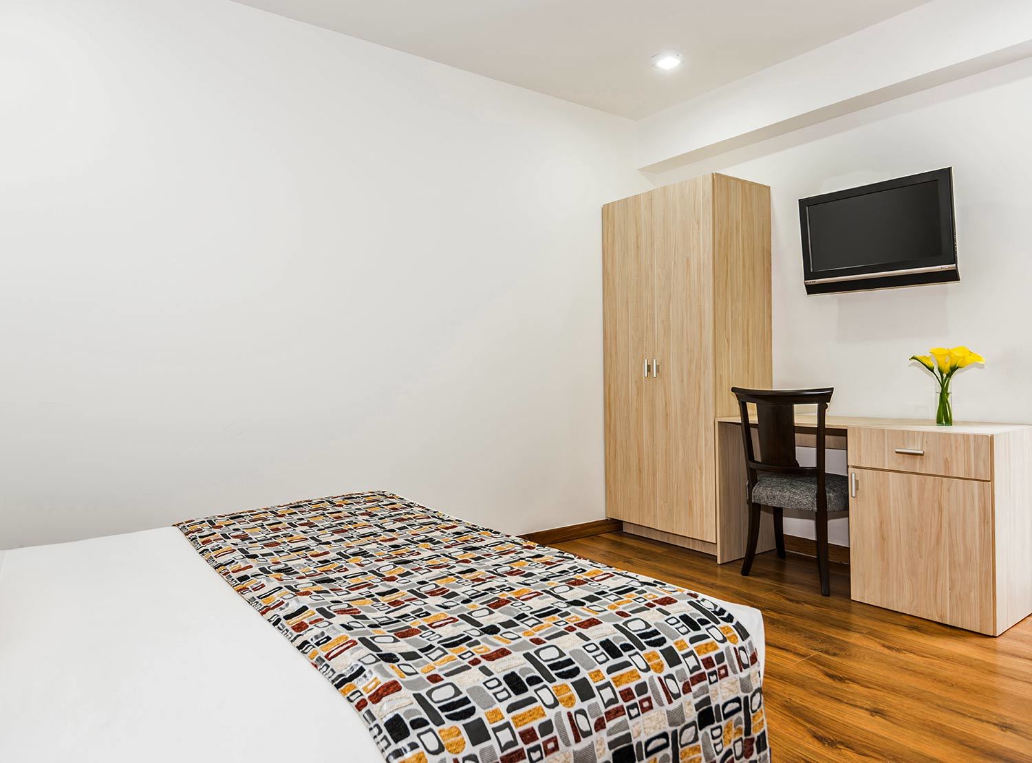 Hotel Asturias ميديلين المظهر الخارجي الصورة